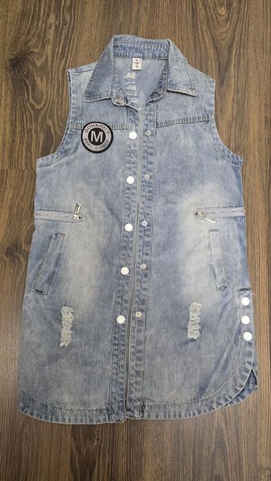 Джинсовая без рукавка