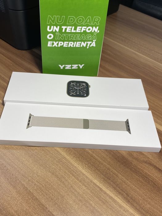 Apple Watch Seria 11 / 42 mm / Titanium / Gold | Nou sigilat
