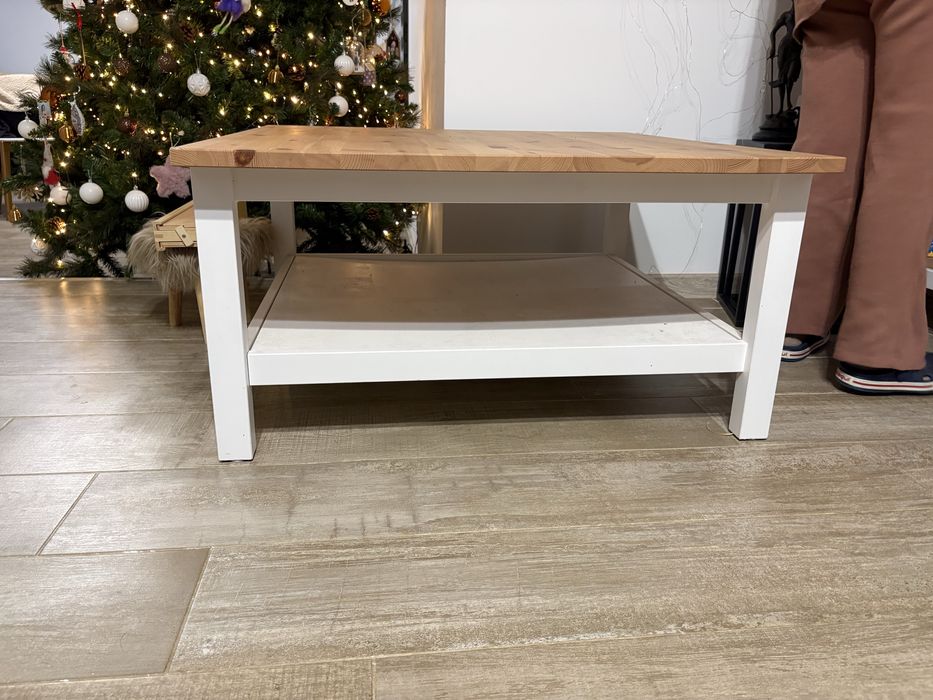 Masuta de cafea lem masiv Ikea