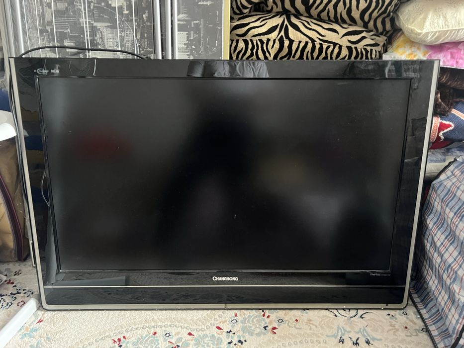 Продам телевизор