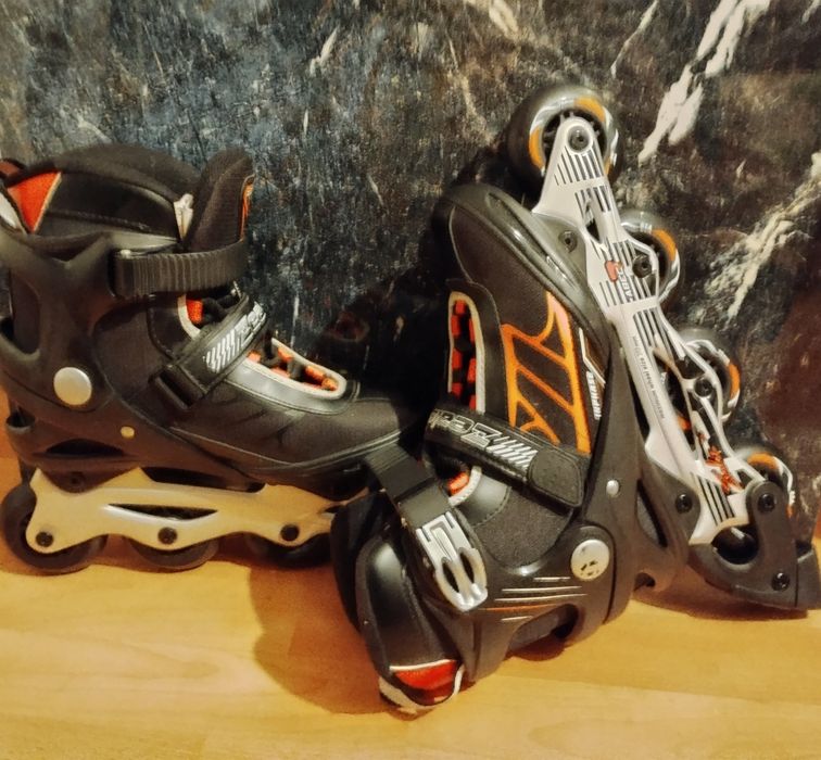 Role negre cu portocaliu profesionale de bună calitate (ca noi)