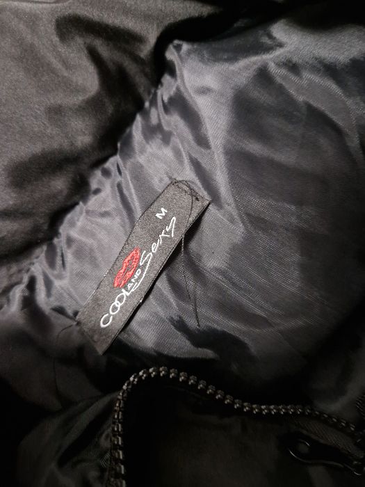 Vesta scurta de dama