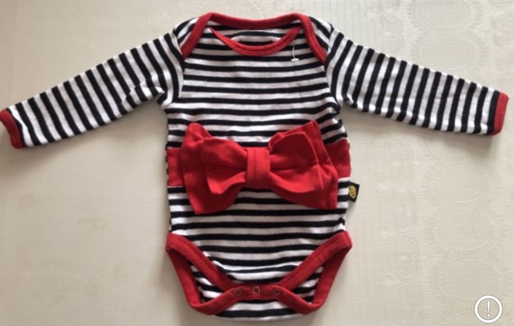 Срочно боди фирменная на 3-9 месяцев