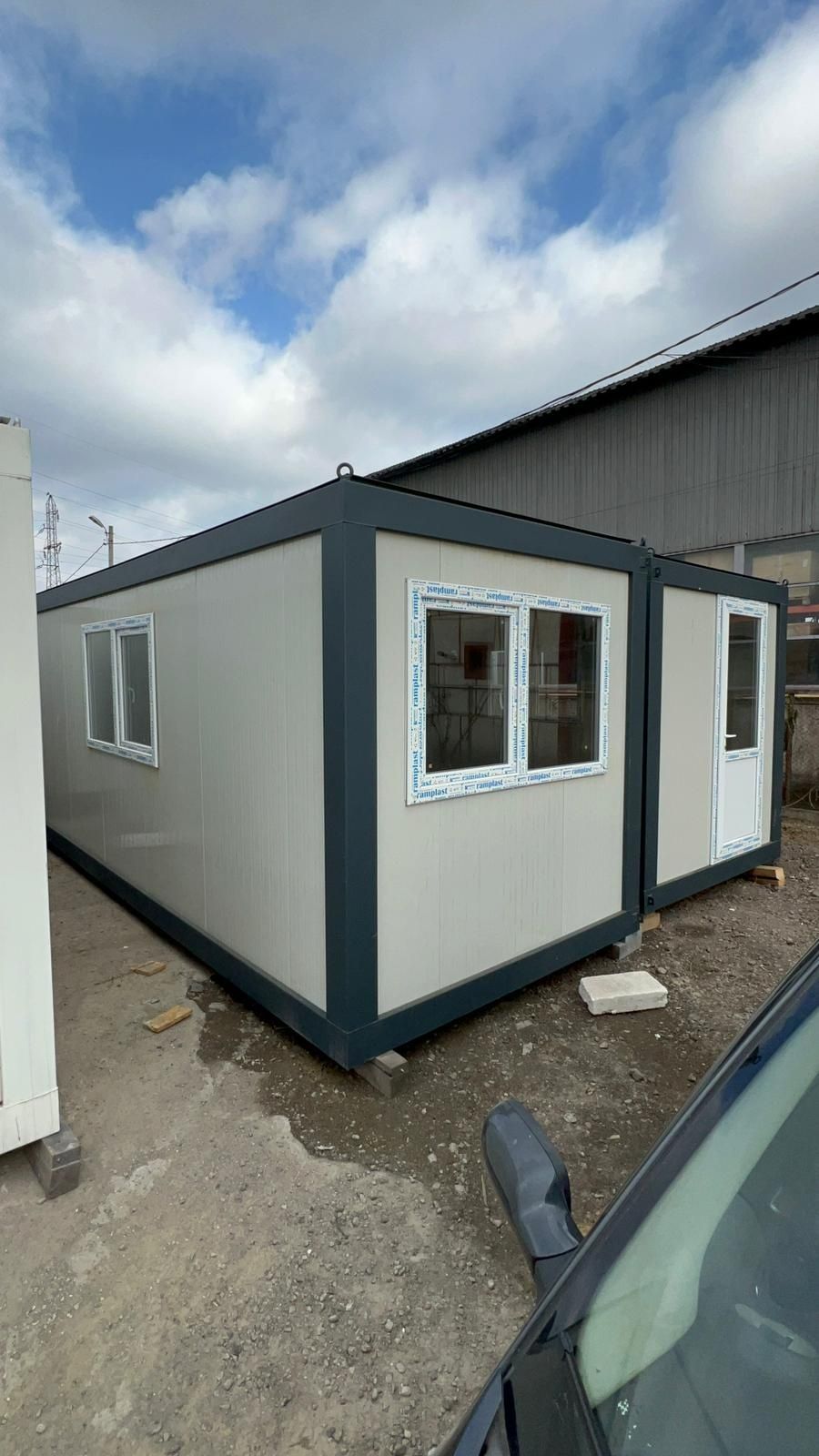 Vând Container 2,4x3 POZE REALE