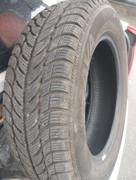 Set 4 anvelope de iarna 185 65 r 15