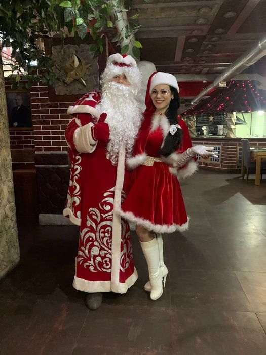 Дед Мороз и Снегурочка костюмы. Низкие цены, доставка.