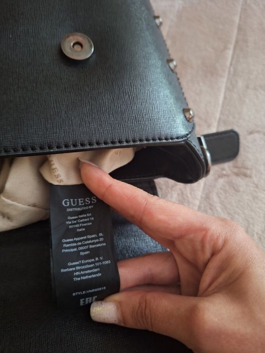 Дамска чанта Guess