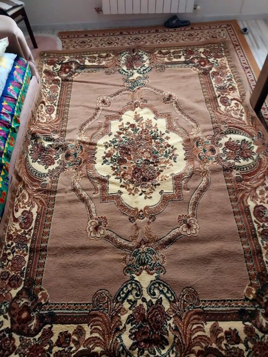 Продам хороший ковер