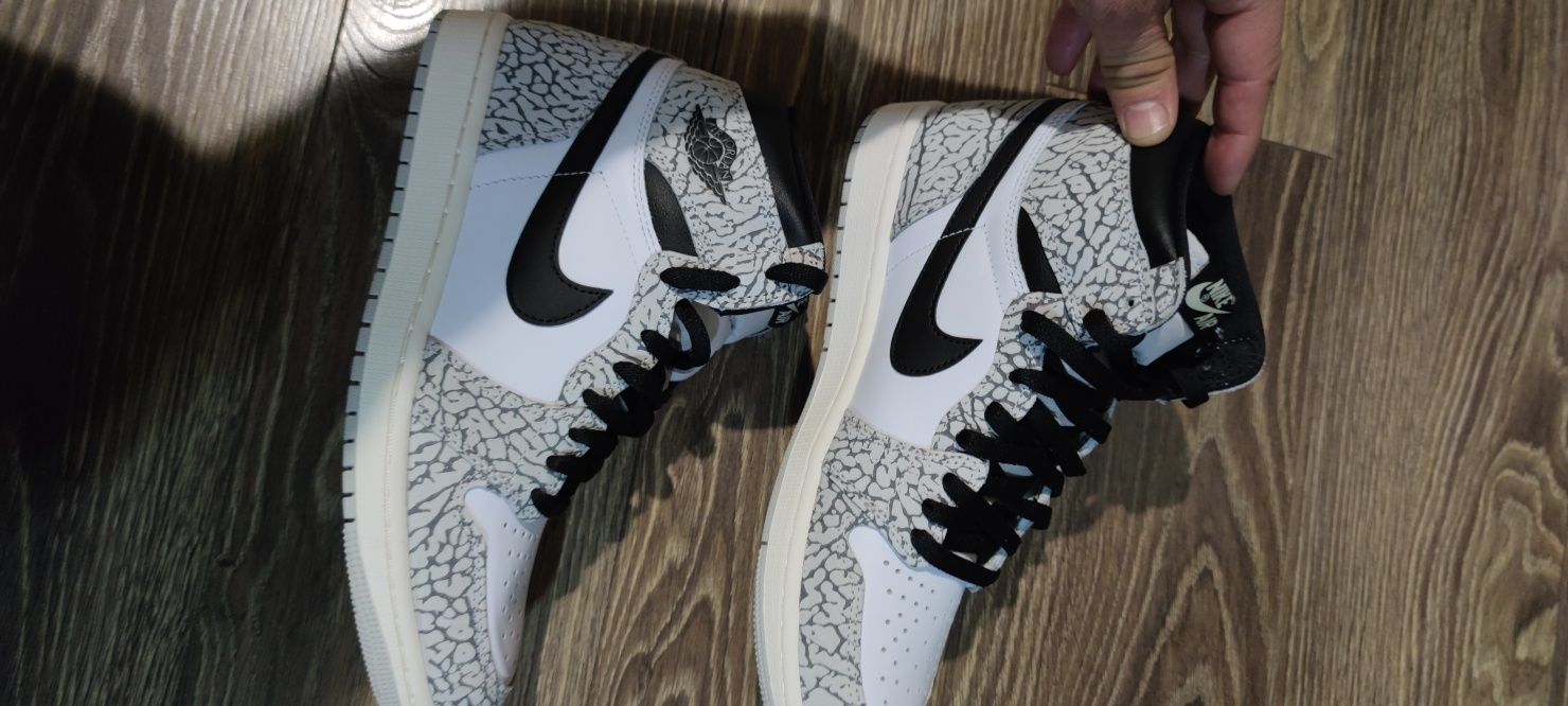 Air Jordan 1 Retro High OG White Cement