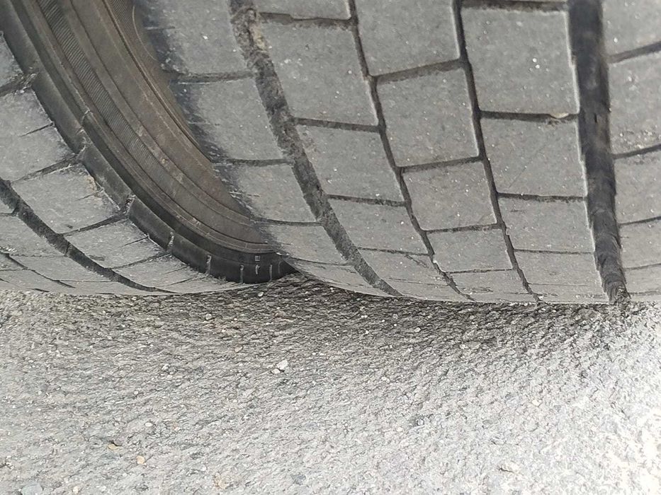 Persoana juridica vinde IVECO EUROCARGO MODEL 140-210 an 2017