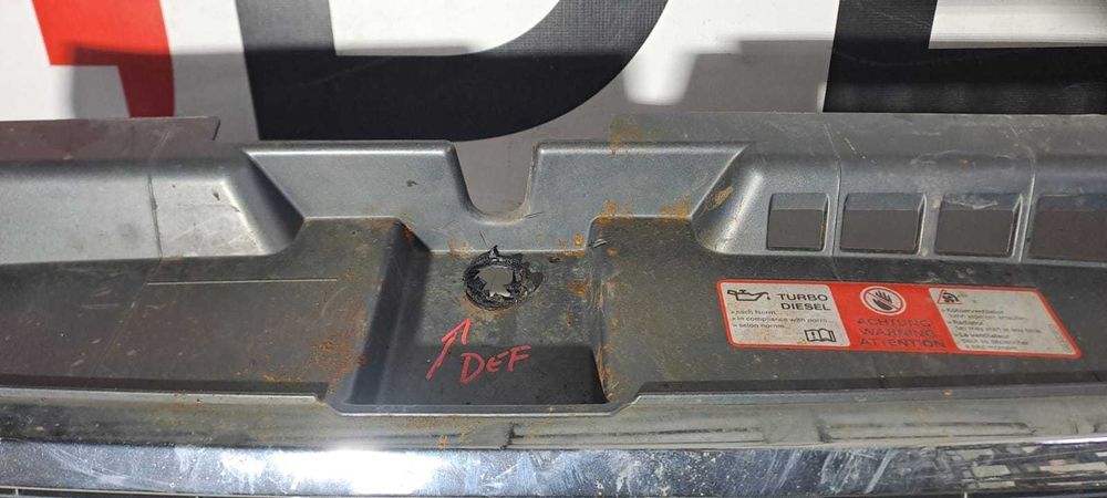 Bara fata completa Audi A3 8P Facelift - mic defect 2009 - 2012