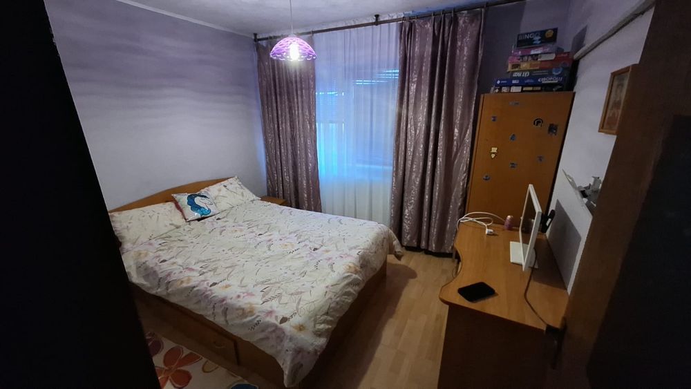 Inchiriez apartament 3 camere mobilat centrala AC mas spalat rufe vase