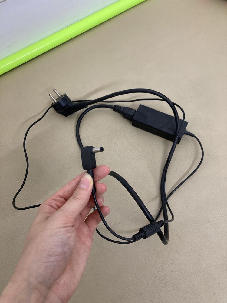 продается ноутбук Acer