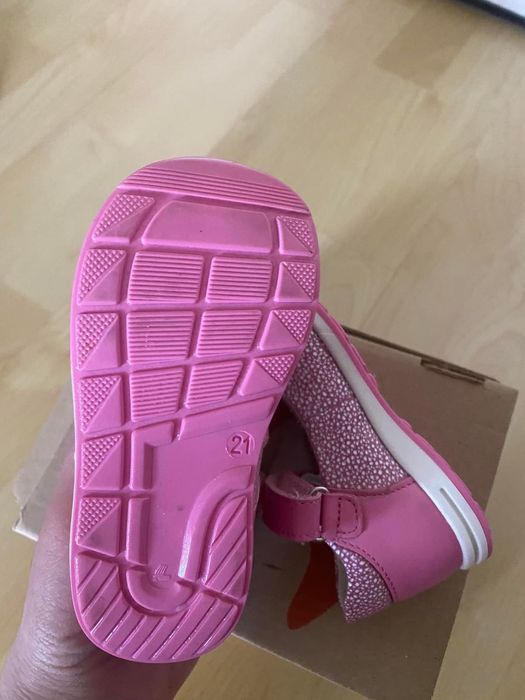 Детски официални обувки на Колев и Колев