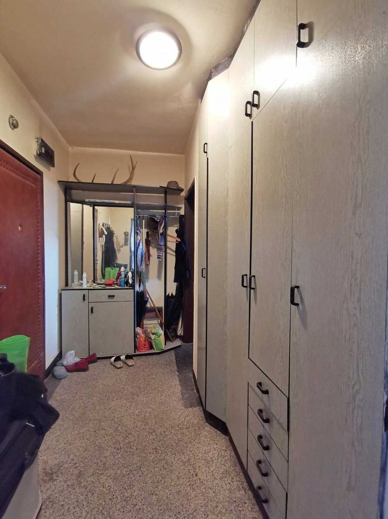 Продава се Тристаен апартамент в Русе, Център - 91 кв.м за 1528 €/кв.м - Снимка #10