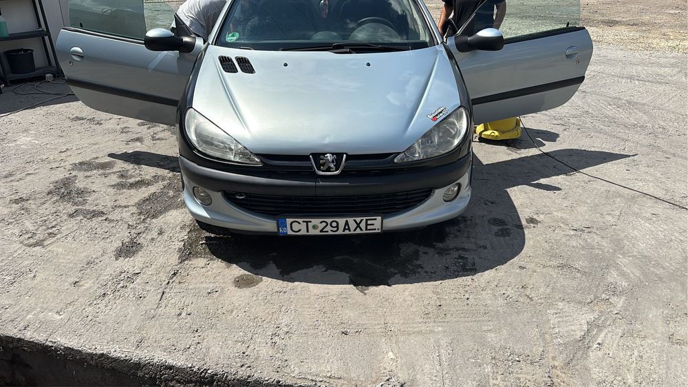 De vanzare sau schimb peugeot 206cc