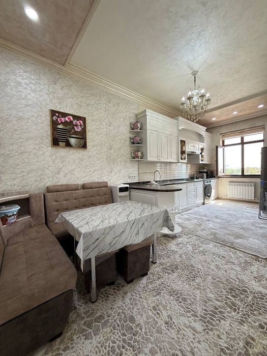 Срочноо прдаётся квартира Дружба Народов новостройка