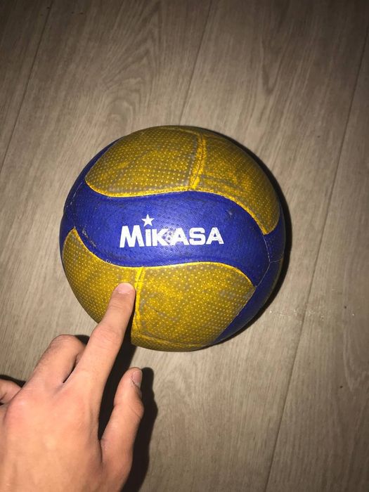 волейбольный мяч