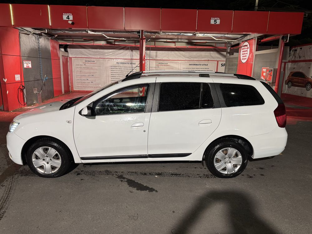 Vând Dacia Logan Mcv