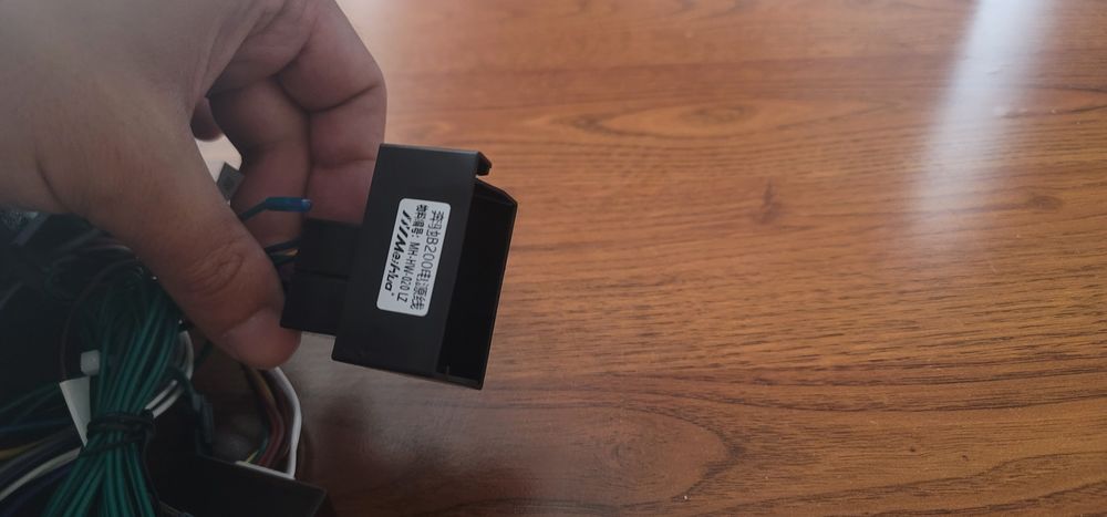 Navigatie Android 14 Universala. 4GB RAM 64GB ROM Octa-Core 1.6Ghz