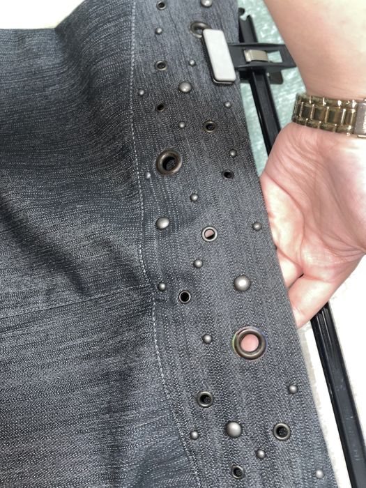 Fusta din blug neagra