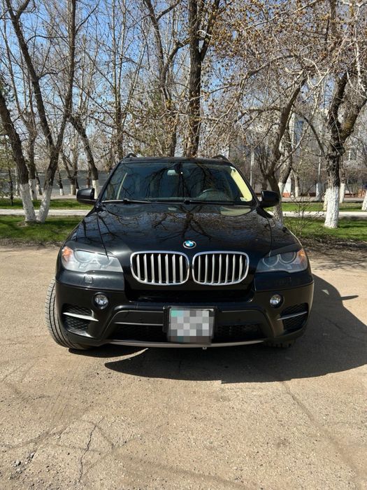 Продам BMW X5 E70 2013