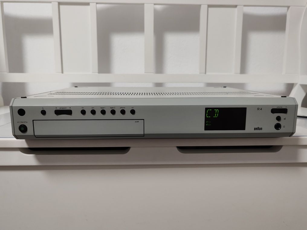 Amplificator Braun Atelier R4, alb, Germania