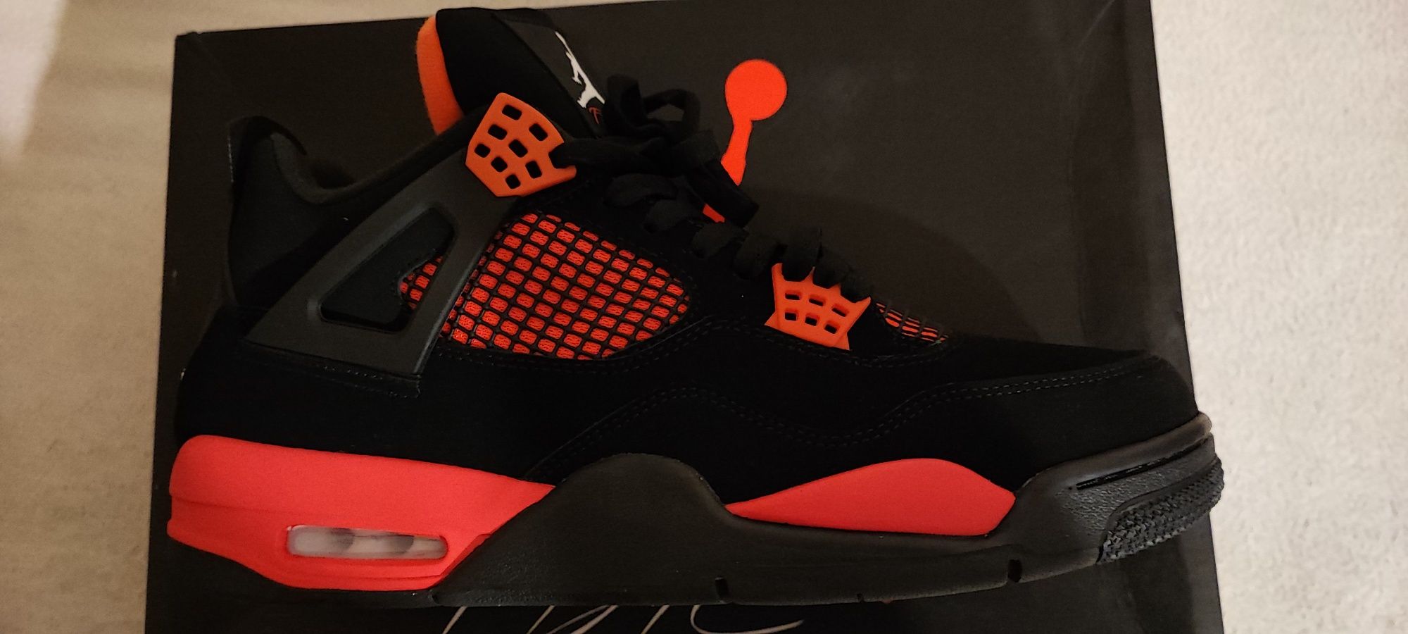 Jordan 4 Red Thunder