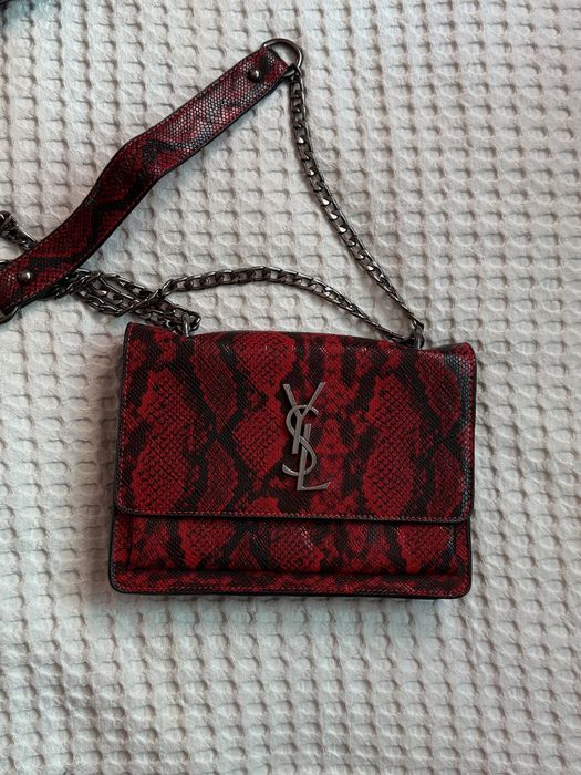 Дамска чанта в отлично състояние