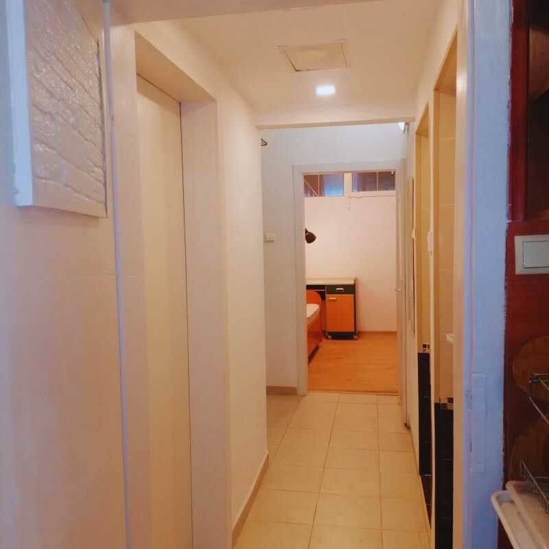 Дава се под наем Четиристаен апартамент в София, Център - 110 кв.м за 678.3 € - Снимка #7