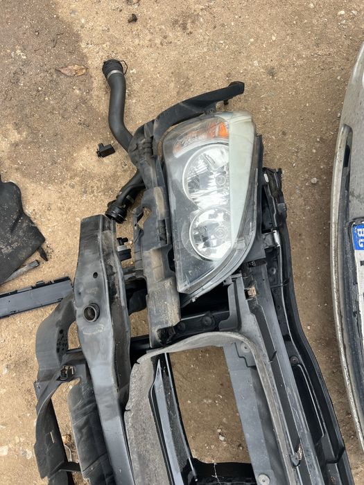 Бмв bmw Очиларка х1 е84 , фарове и пачка с радиатори