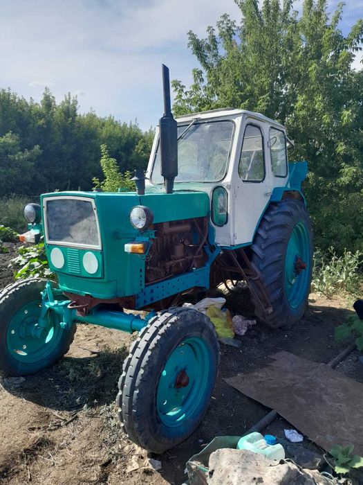 Продам трактор ЮМЗ 6