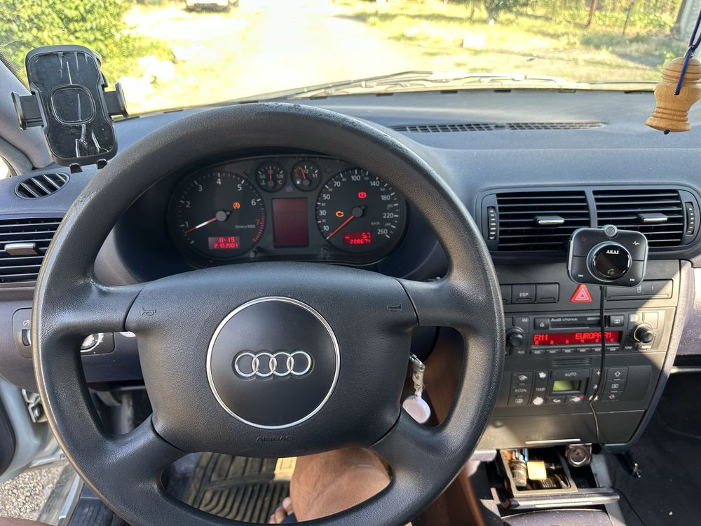 Vand Audi A3 , 1.6 benzina