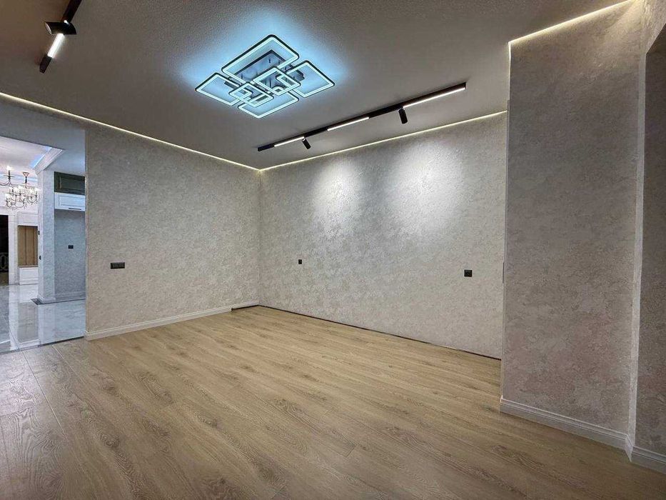 Продается квартира в ЖК MILANO На ул Кичик Бешагач!!