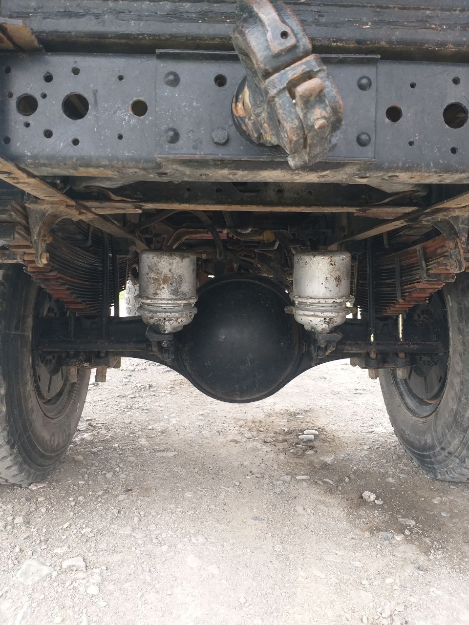 Zil 130 selxoz sotiladi