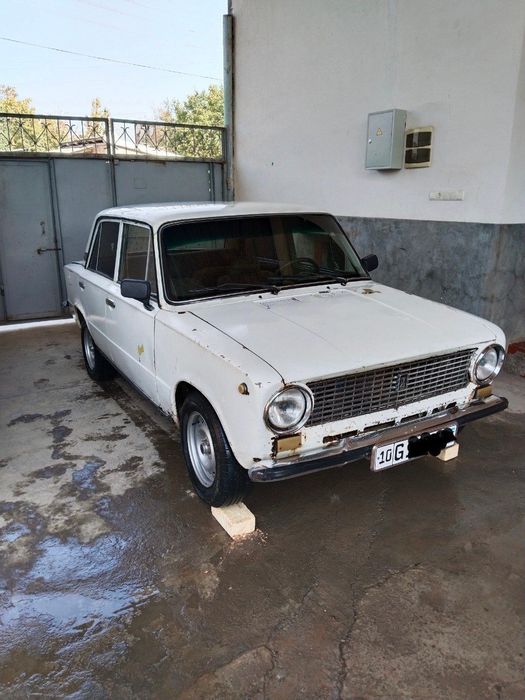 Vaz 21011 gazi bor