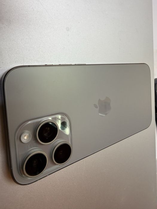 iPhone 15 pro max 256gb Natural 88% batery