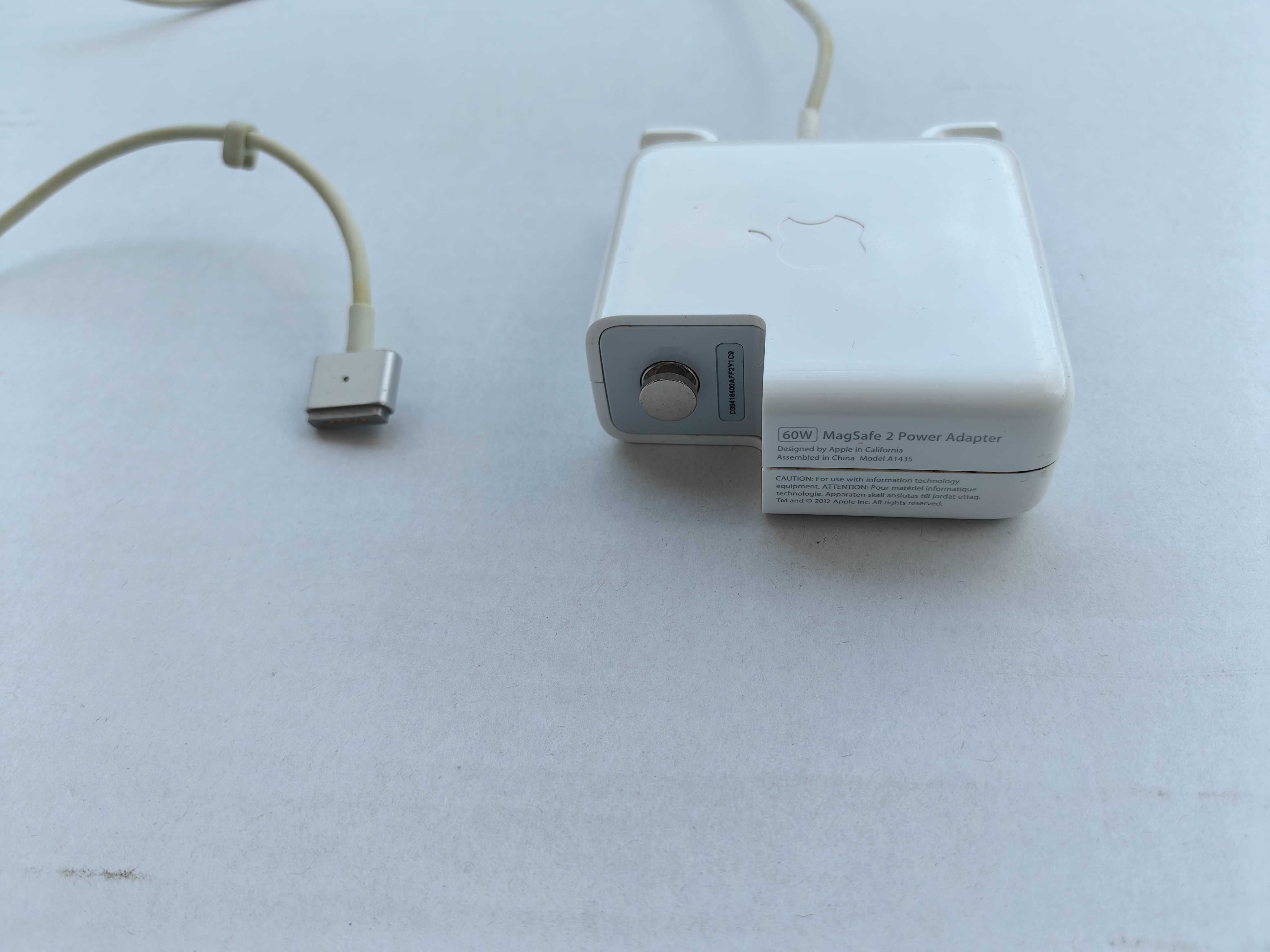 Incarcator MacBook Pro 13" Retina. Apple 60W MagSafe 2 Power Adapter