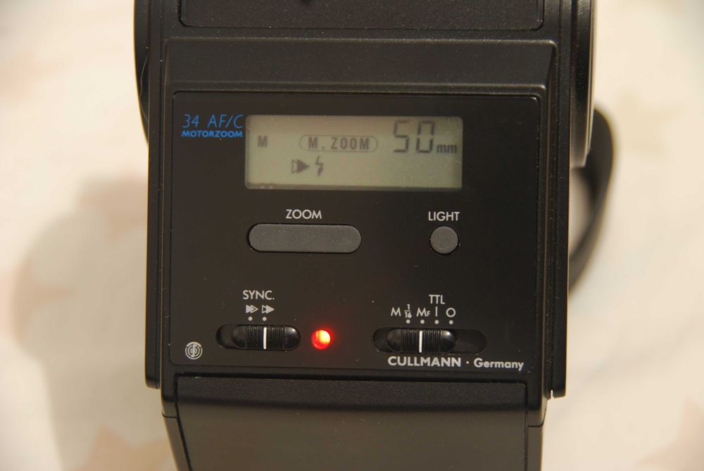 светкавица Cullmann 34 AF-C за Canon