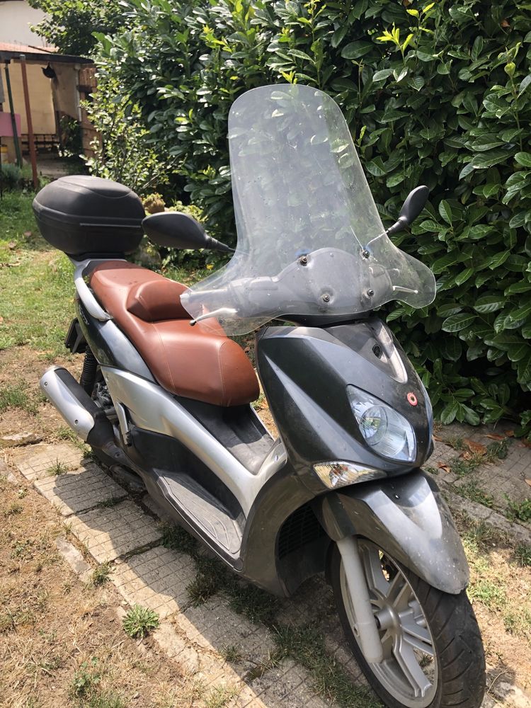 Скутер yamaha x city 2010година