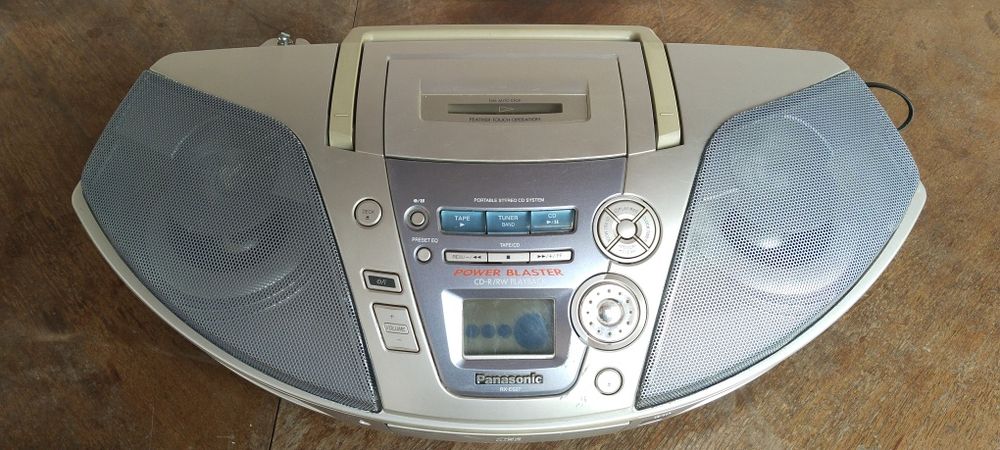 Магнитофон Panasonic