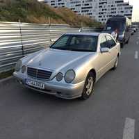 Vând Mercedes E200 CDI