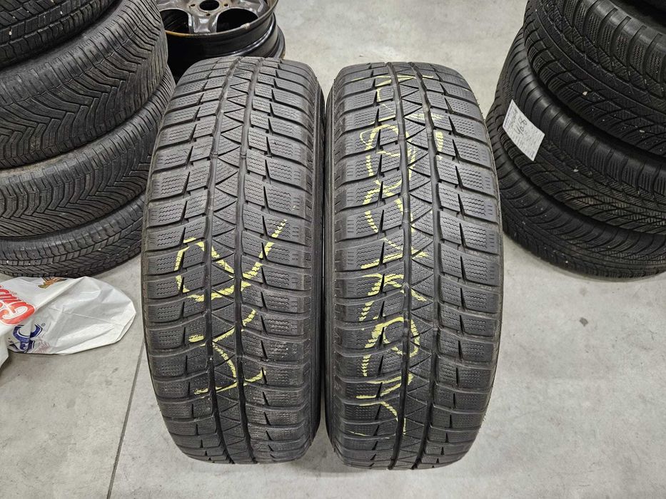 Set 2 Anvelope IARNA 225.65.17 'Falken' ; stare foarte buna