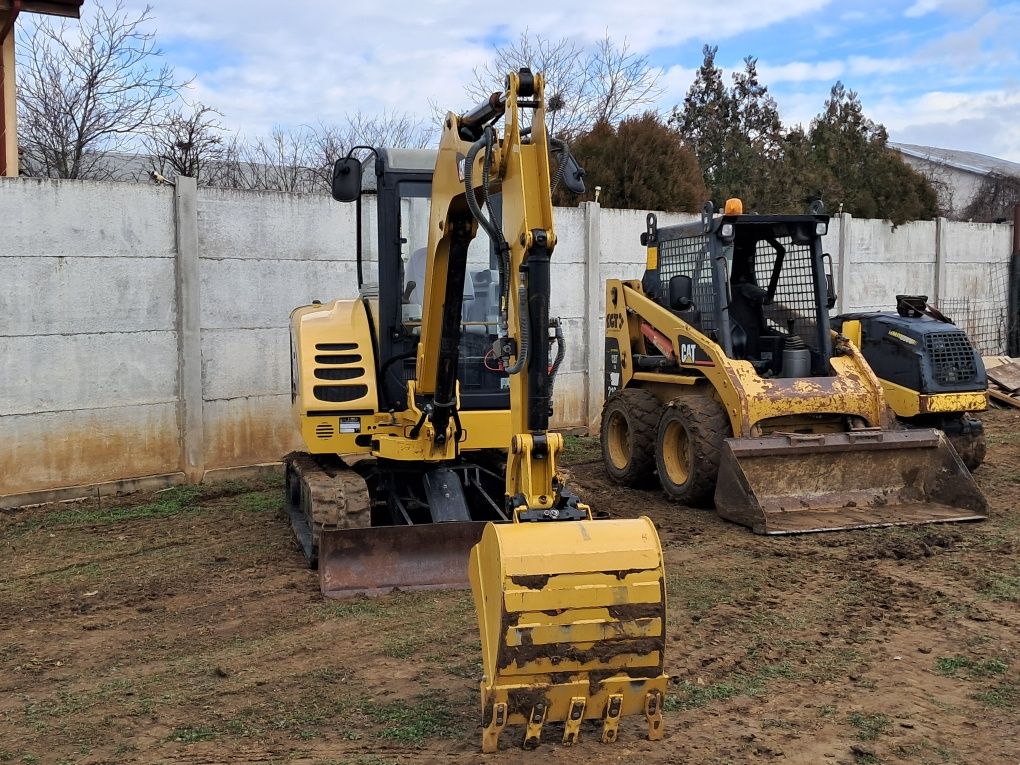 Închiriez excavator9t miniexcavator și miniincarcator  cilindru compac