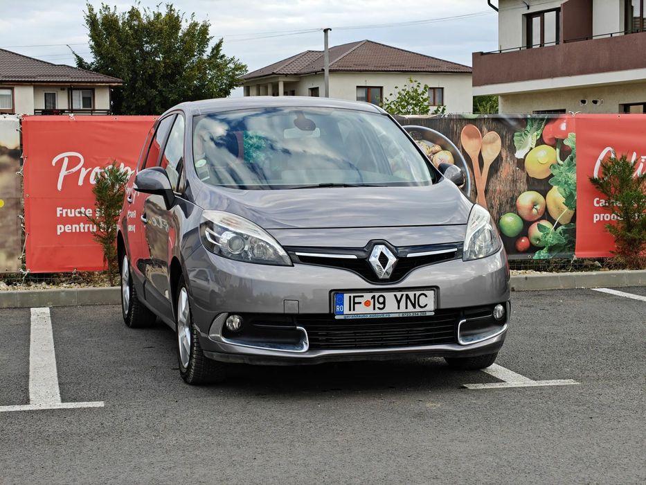 Renault Grand Scenic 5 Locuri
