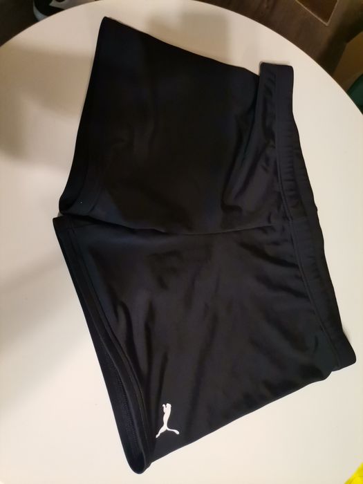 Vand  boxeri de baie pt bărbați