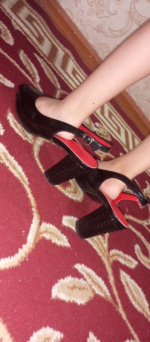 Basanojka lakiroviniy