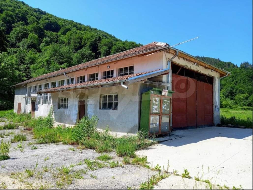 Продава се Мезонет в София, Дружба 2 - 883 кв.м за 195 €/кв.м - Снимка #3