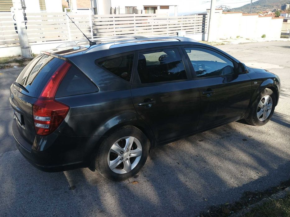 Продавам KIA CEED 1.6, реален пробег 171 500км, газова уредба