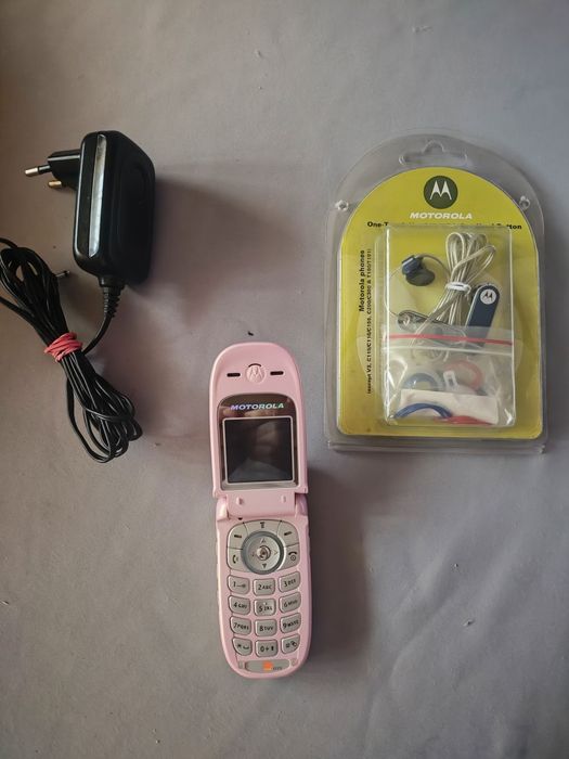 Motorola v220 + accesorii originale ( decodat)